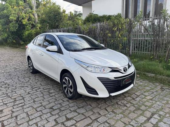 TOYOTA YARIS 1.5 16V FLEX SEDAN XL LIVE MULTIDRIVE